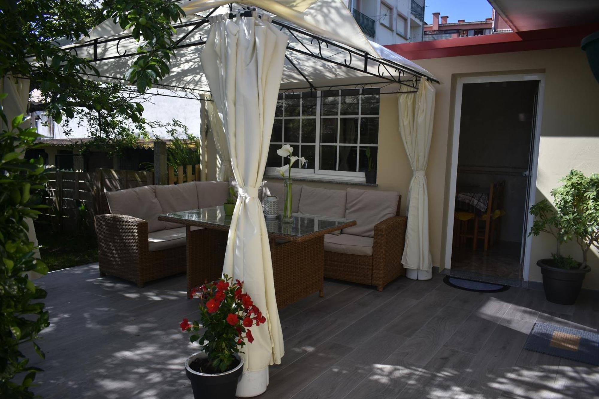 Jardin, Terraza Y Barbacoa Lejlighed O Grove Eksteriør billede