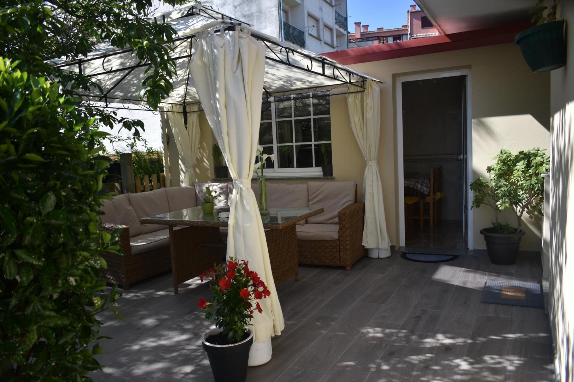 Jardin, Terraza Y Barbacoa Lejlighed O Grove Eksteriør billede